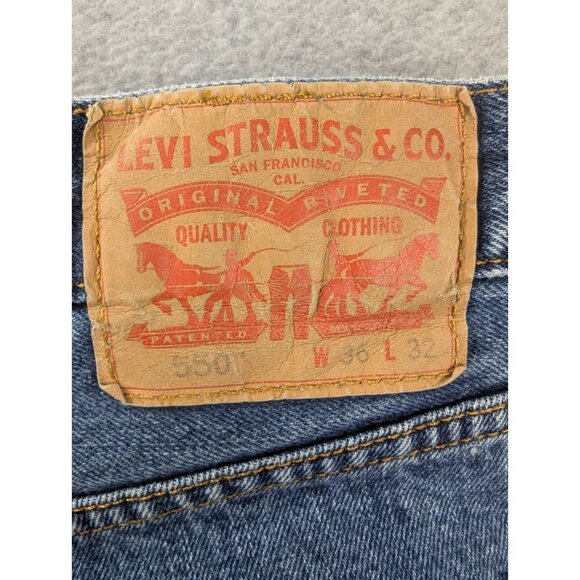 Levis 550 Jeans Mens Size 36x32 Blue Classic Straight Comfort 100% Cotton Y2K - Picture 9 of 13